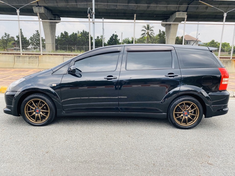 Toyota Wish ปี 2004 สีดำ (รูปที่ 4)