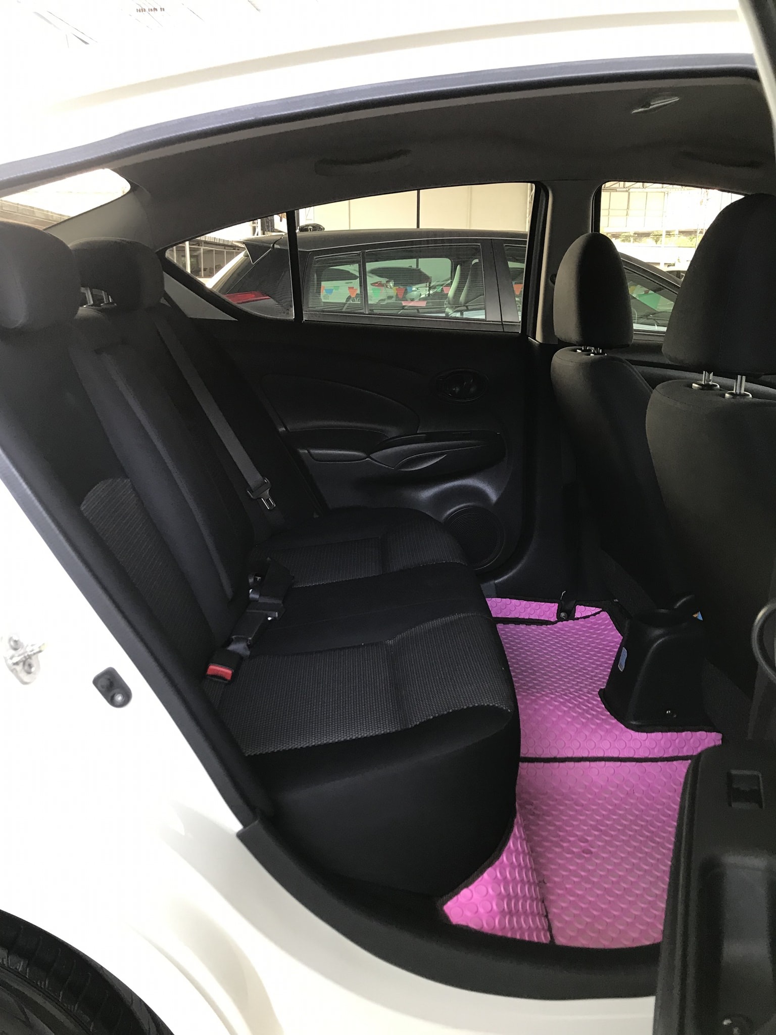 Nissan Almera ปี 2016 สีขาว (รูปที่ 5)