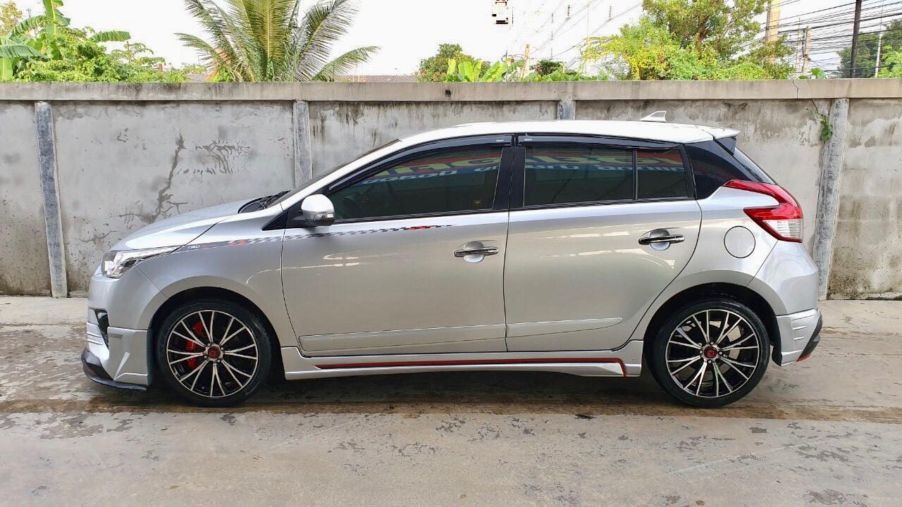 Toyota Yaris ปี 2014 สีเงิน (รูปที่ 5)