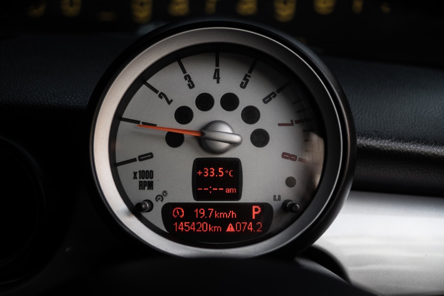 Mini Hatch (Cooper) Gen2 R56 ปี 2007 สีขาว (รูปที่ 5)