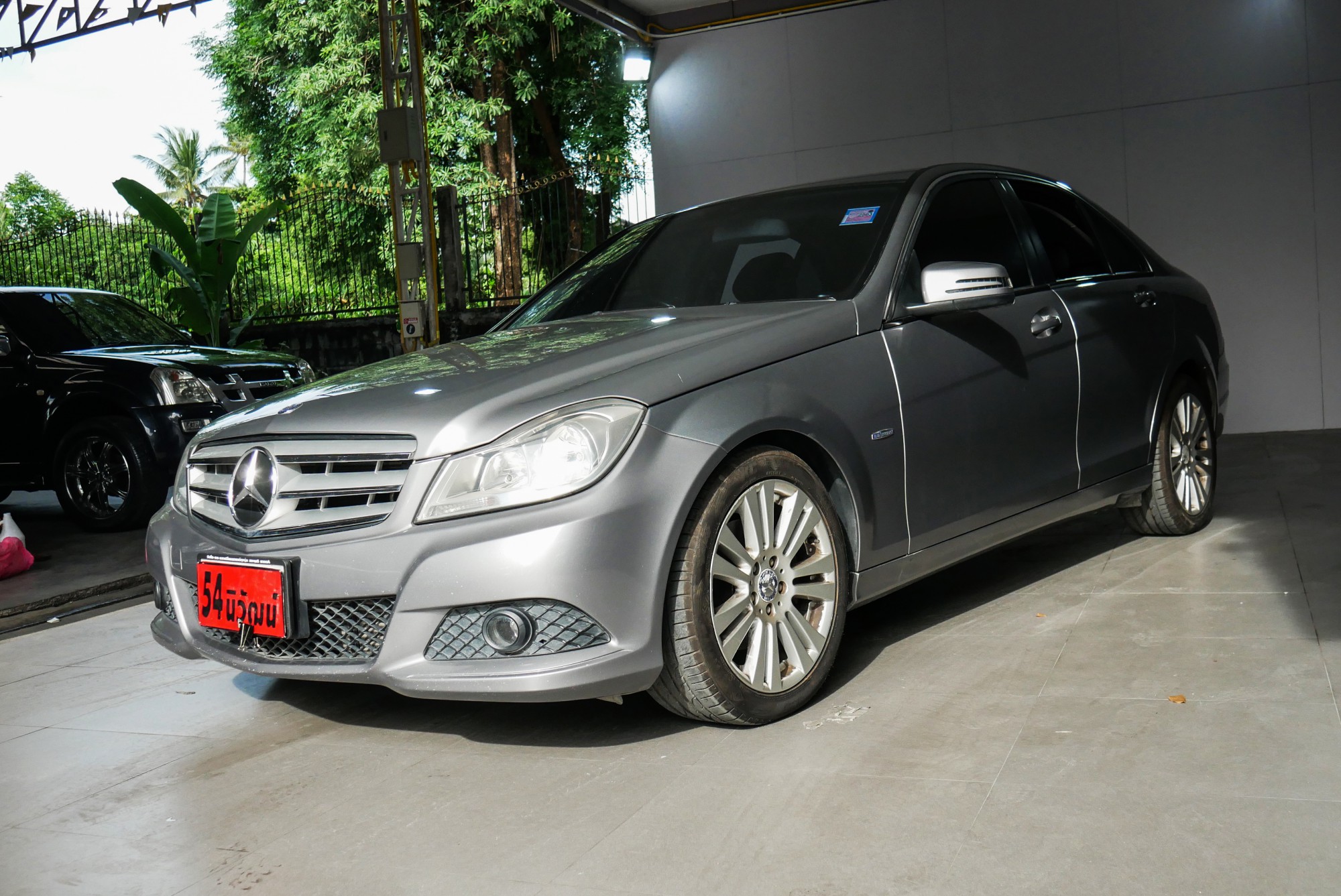 MERCEDES BENZ C200 W204 1.8 CGI Facelife ปี 2013 สีเทา (รูปที่ 4)