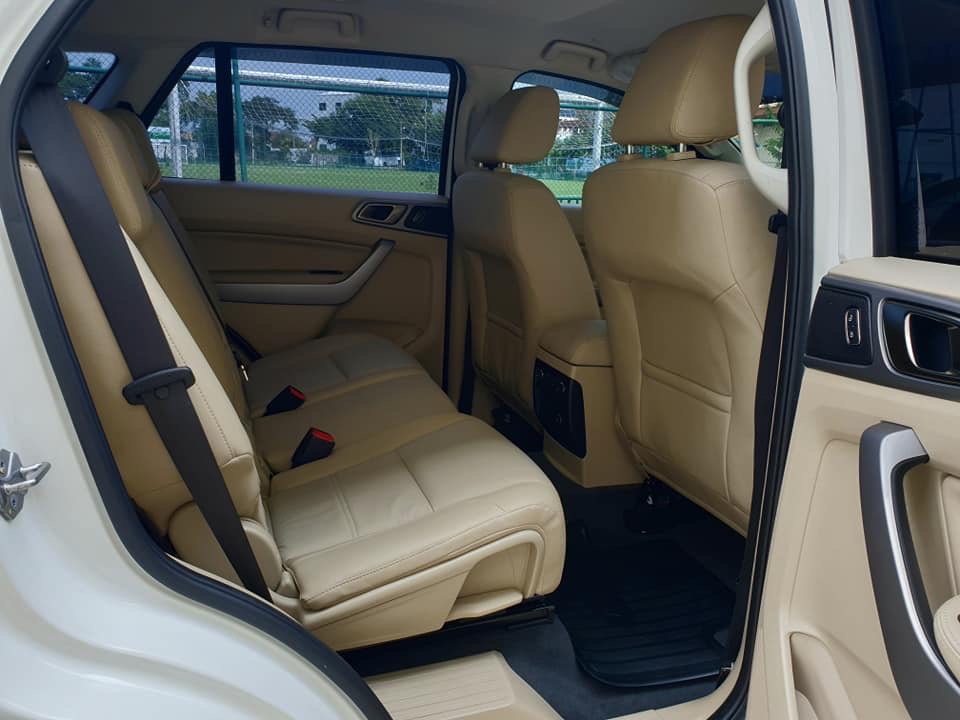 Ford Everest ปี 2015 สีขาว (รูปที่ 8)