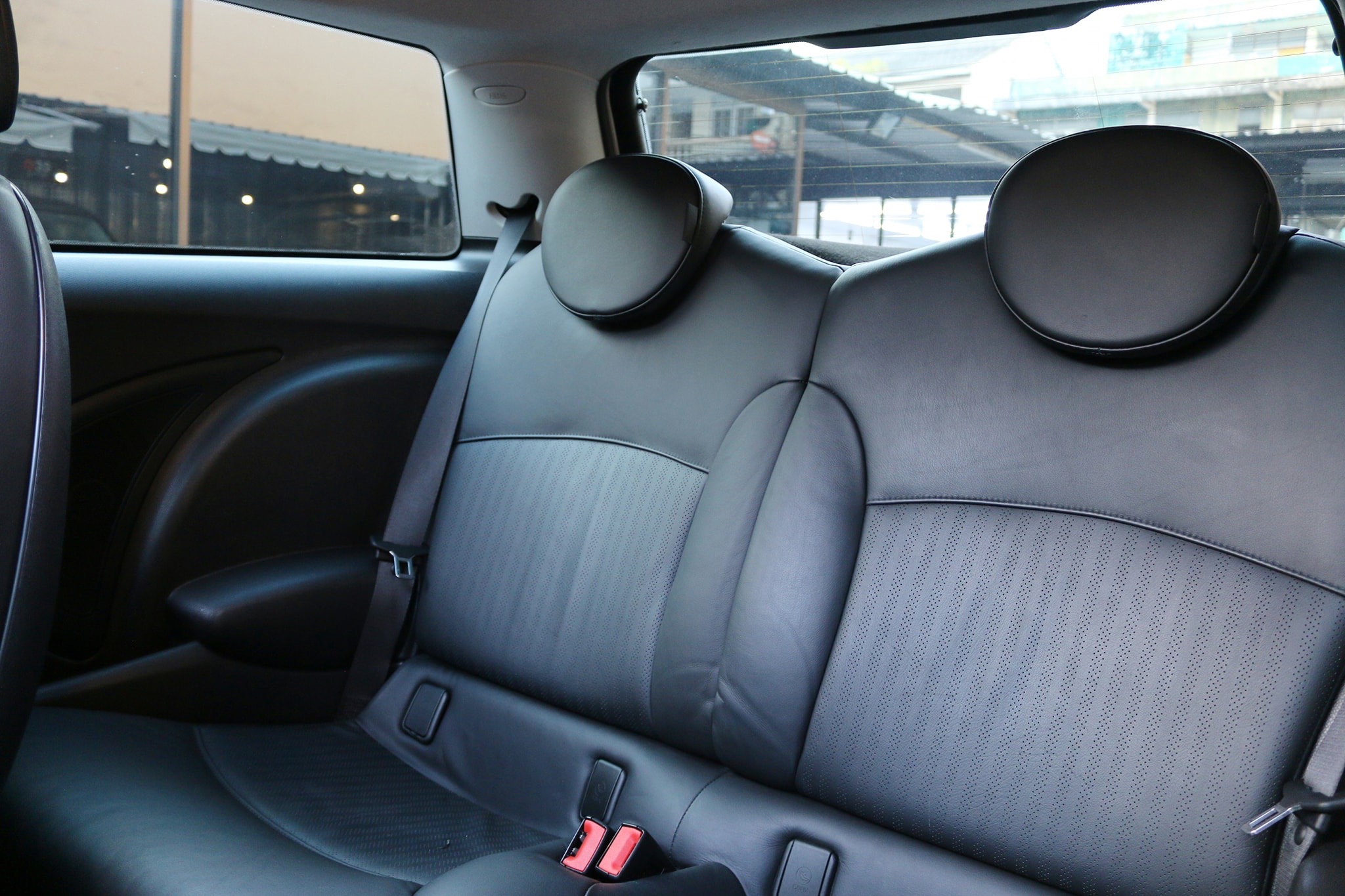 Mini Hatch (Cooper) Gen2 R56 ปี 2009 สีขาว (รูปที่ 21)
