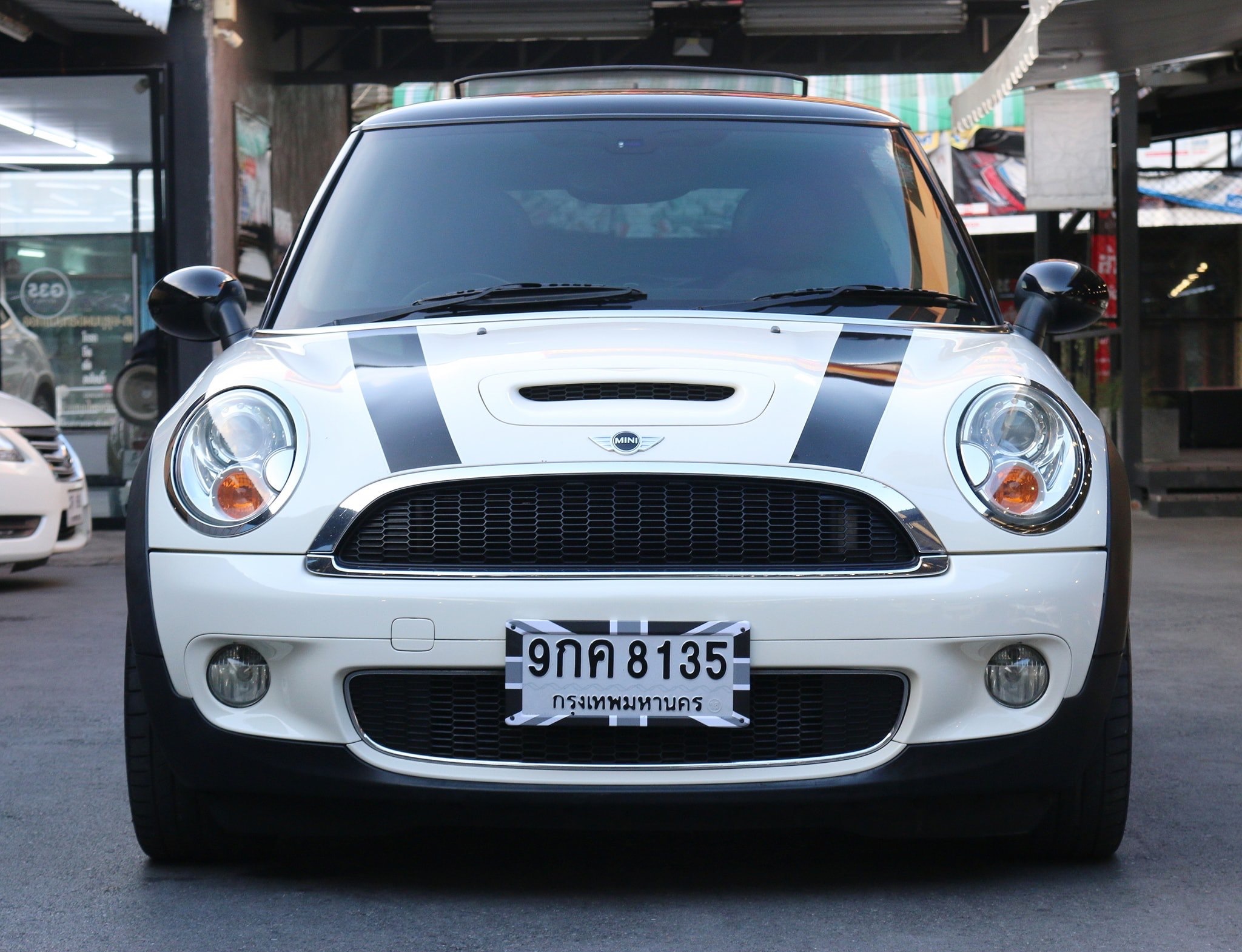 Mini Hatch (Cooper) Gen2 R56 ปี 2009 สีขาว (รูปที่ 3)