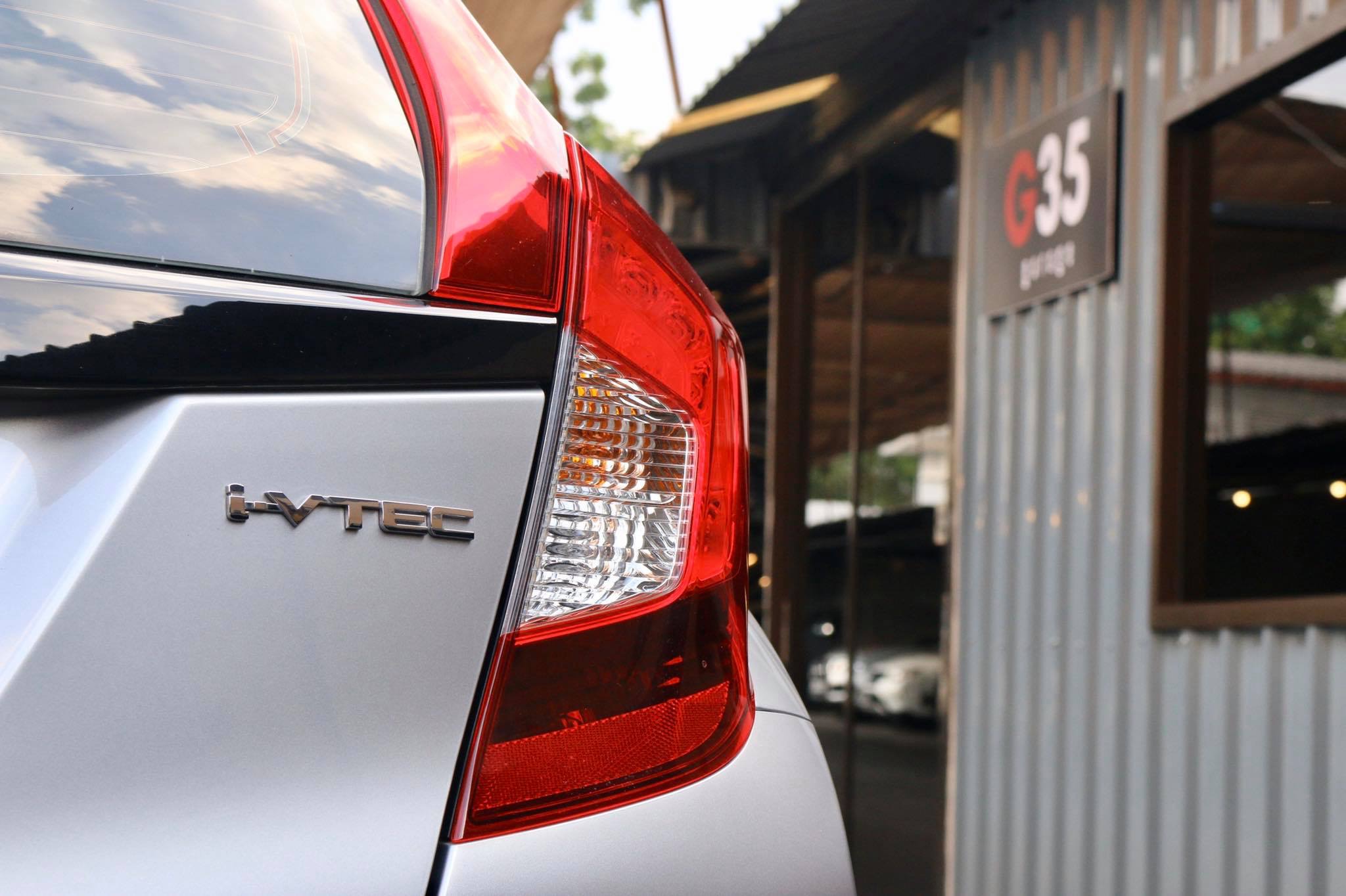 Honda Jazz GK ปี 2019 สีเงิน (รูปที่ 6)