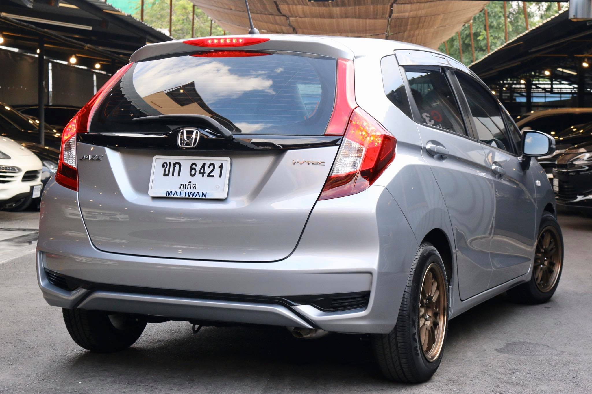 Honda Jazz GK ปี 2019 สีเงิน (รูปที่ 5)