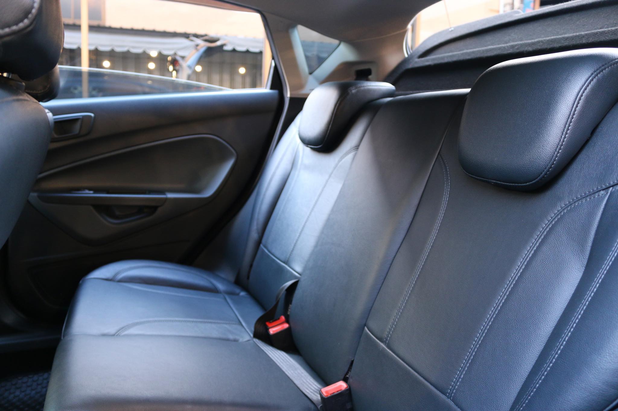 Ford Fiesta ปี 2012 สีดำ (รูปที่ 15)