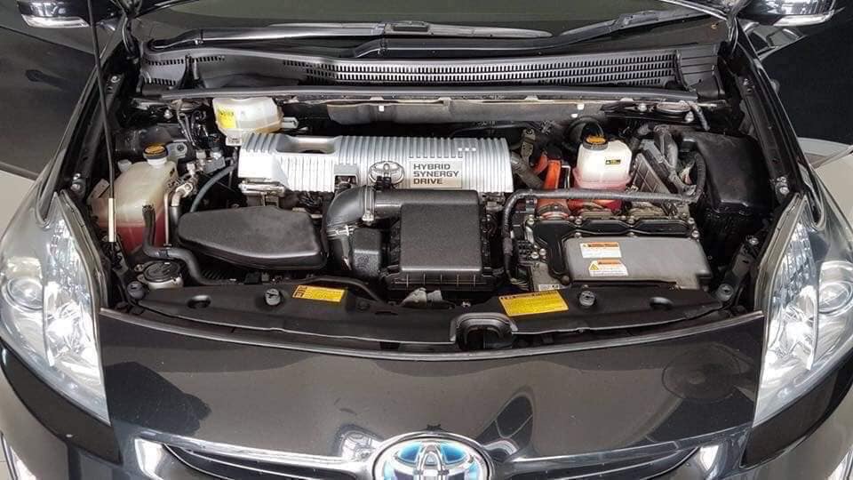 Toyota Prius ปี 2011 สีดำ (รูปที่ 9)