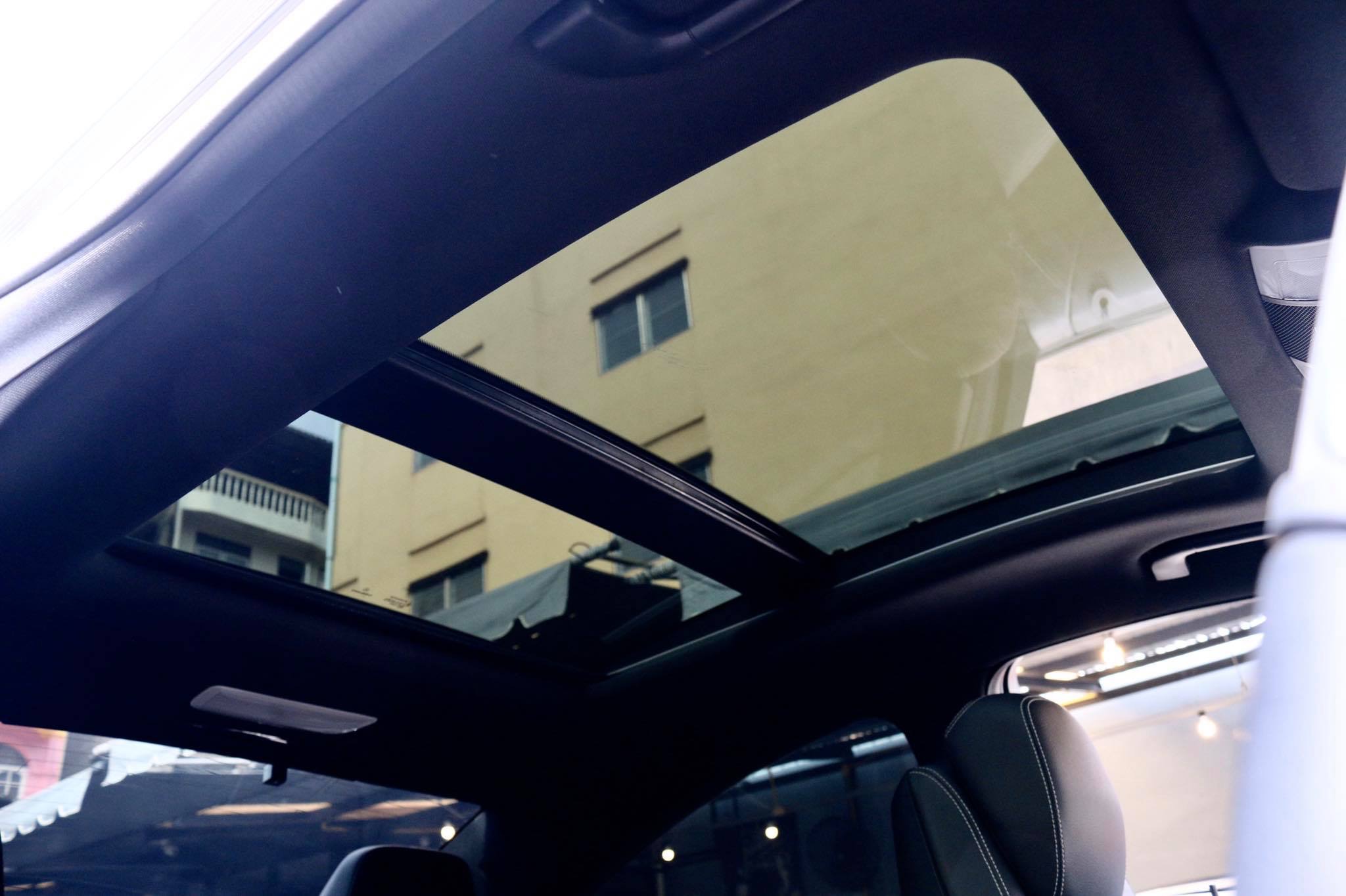 Mercedes-Benz C-Class C204 C180 ปี 2014 สีเงิน (รูปที่ 8)