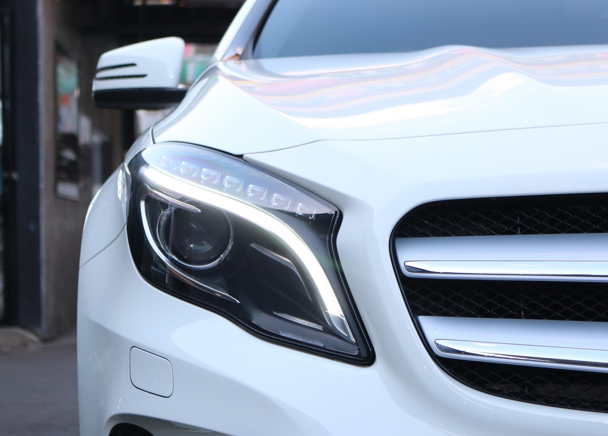 Mercedes-Benz GLA-Class X156 GLA200 ปี 2016 สีขาว (รูปที่ 4)