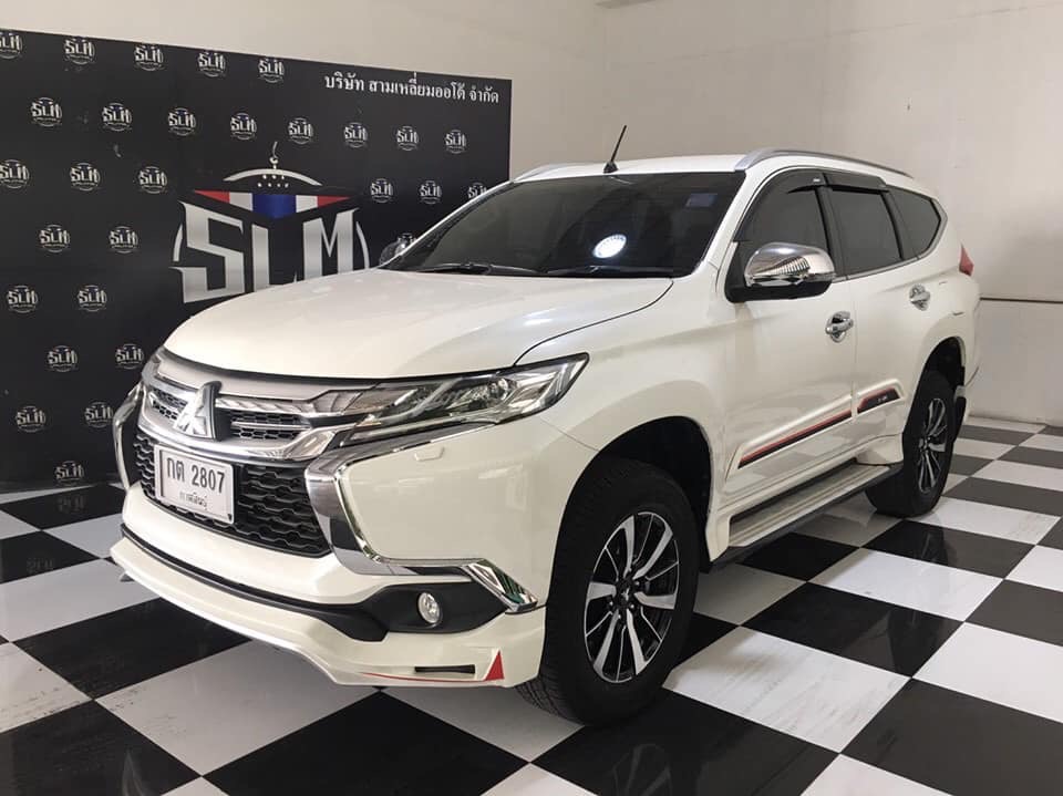 Mitsubishi Pajero Sport ปี 2018 สีขาว (รูปที่ 2)