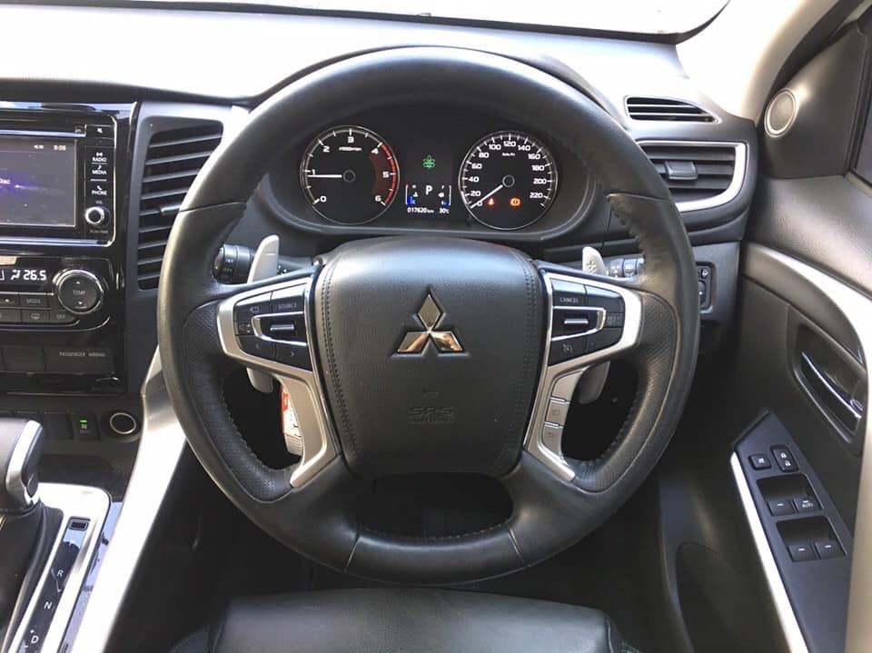 Mitsubishi Pajero Sport ปี 2018 สีขาว (รูปที่ 10)