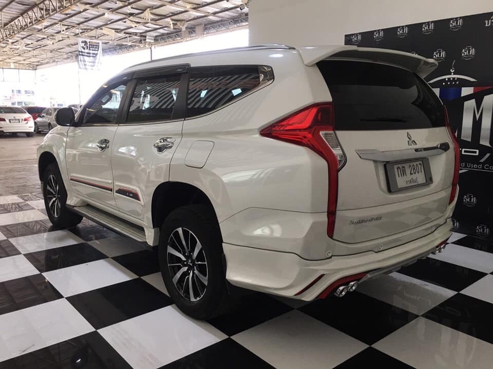 Mitsubishi Pajero Sport ปี 2018 สีขาว (รูปที่ 4)