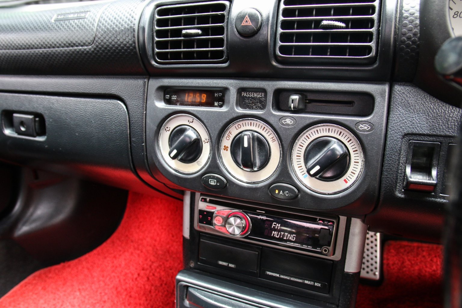 Toyota MR-S (W30) ปี 2004 สีแดง (รูปที่ 6)