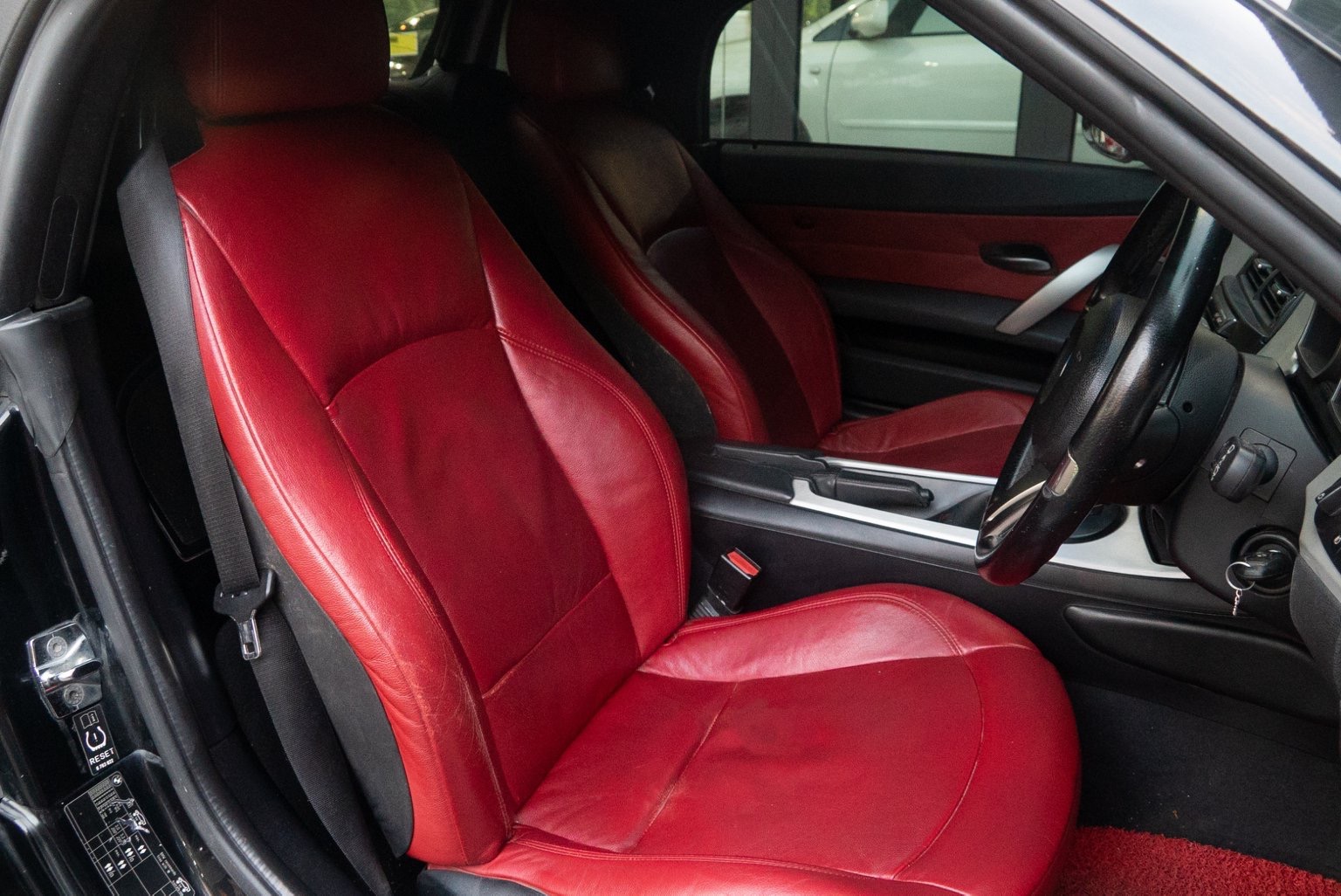 BMW Z4 E85 ปี 2006 สีดำ (รูปที่ 12)