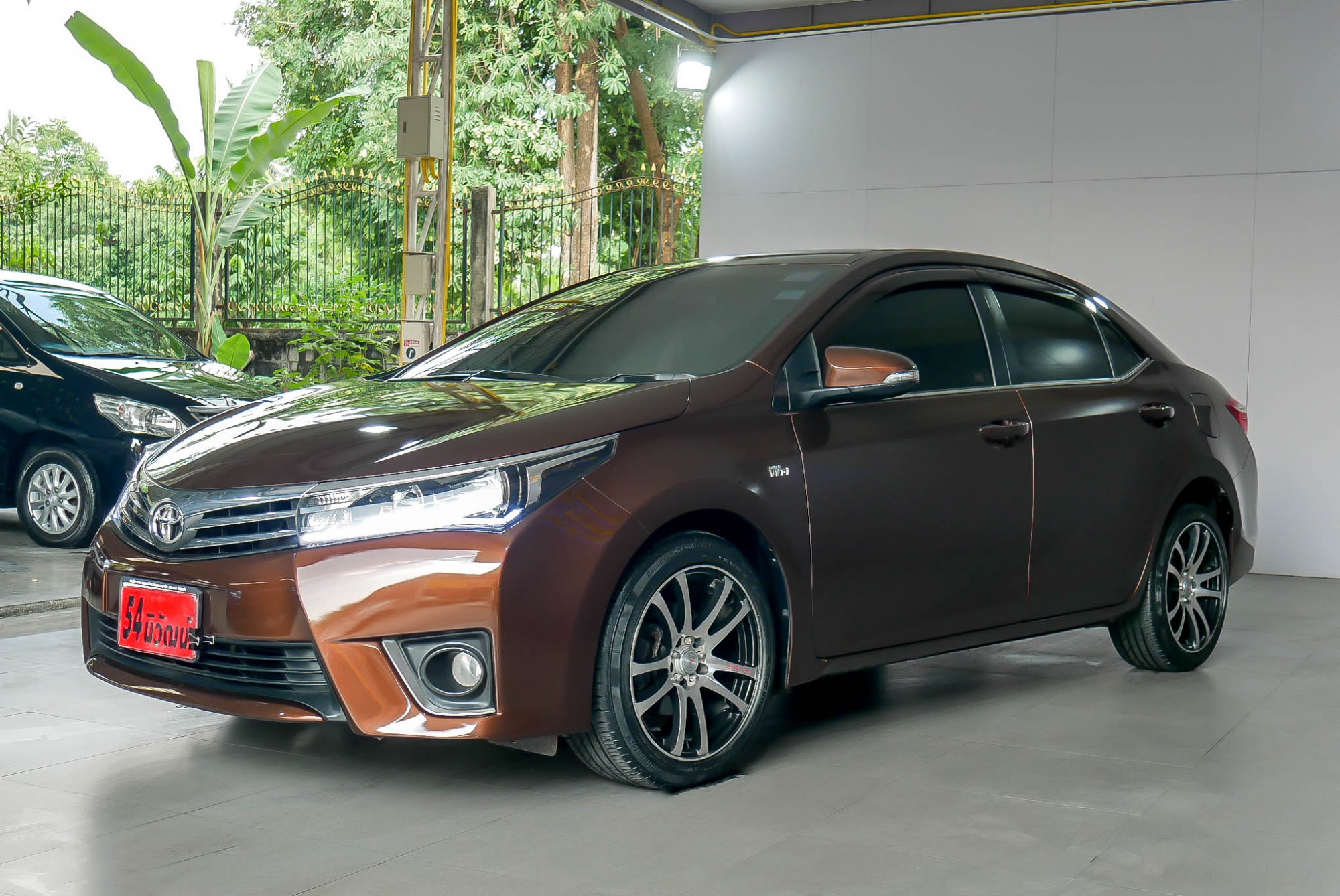 Toyota ALTIS 1.6 E CNG ปี 2014 สีน้ำตาล (รูปที่ 4)