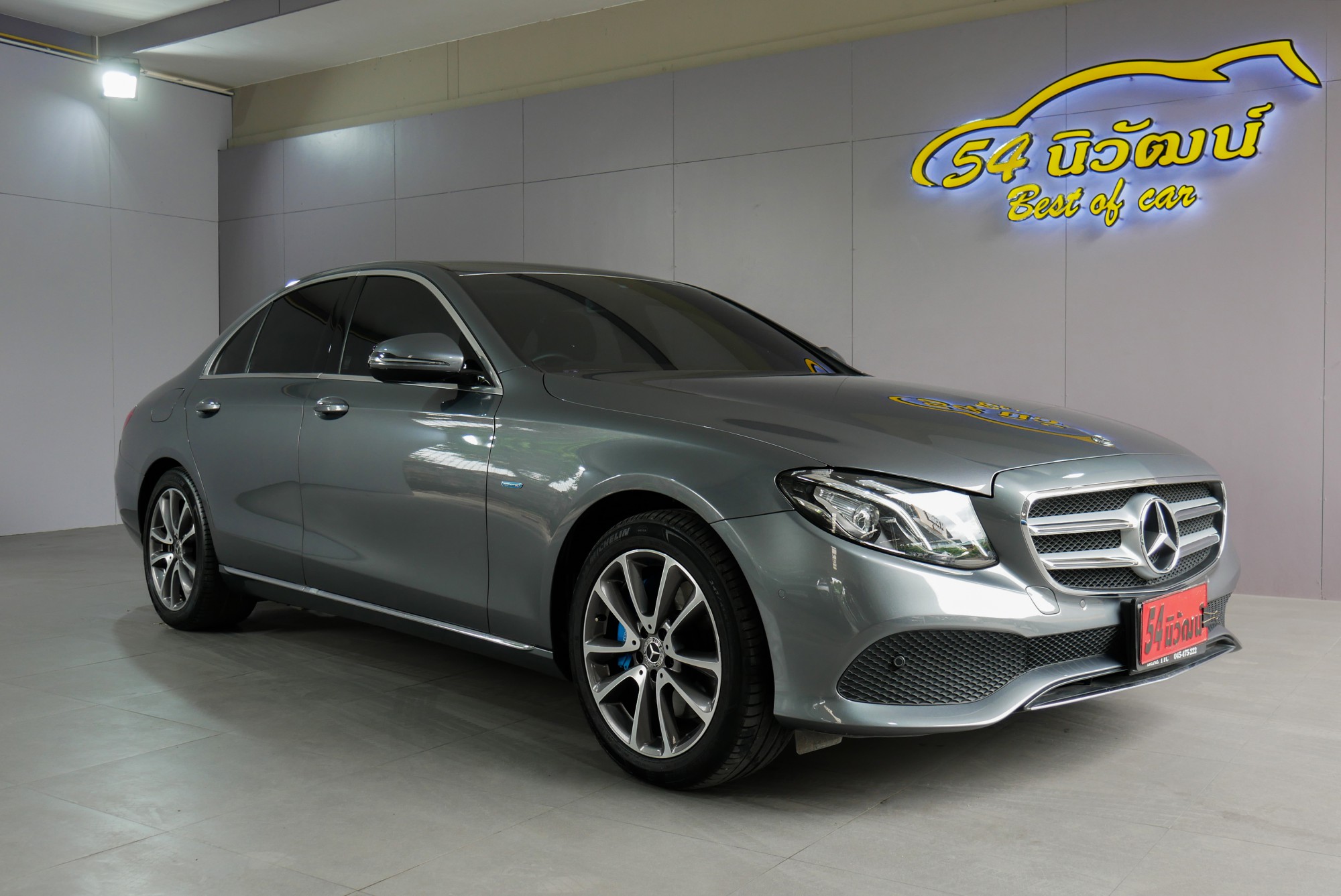 Mercedes-Benz E-Class W213 E350 ปี 2018 สีน้ำตาล