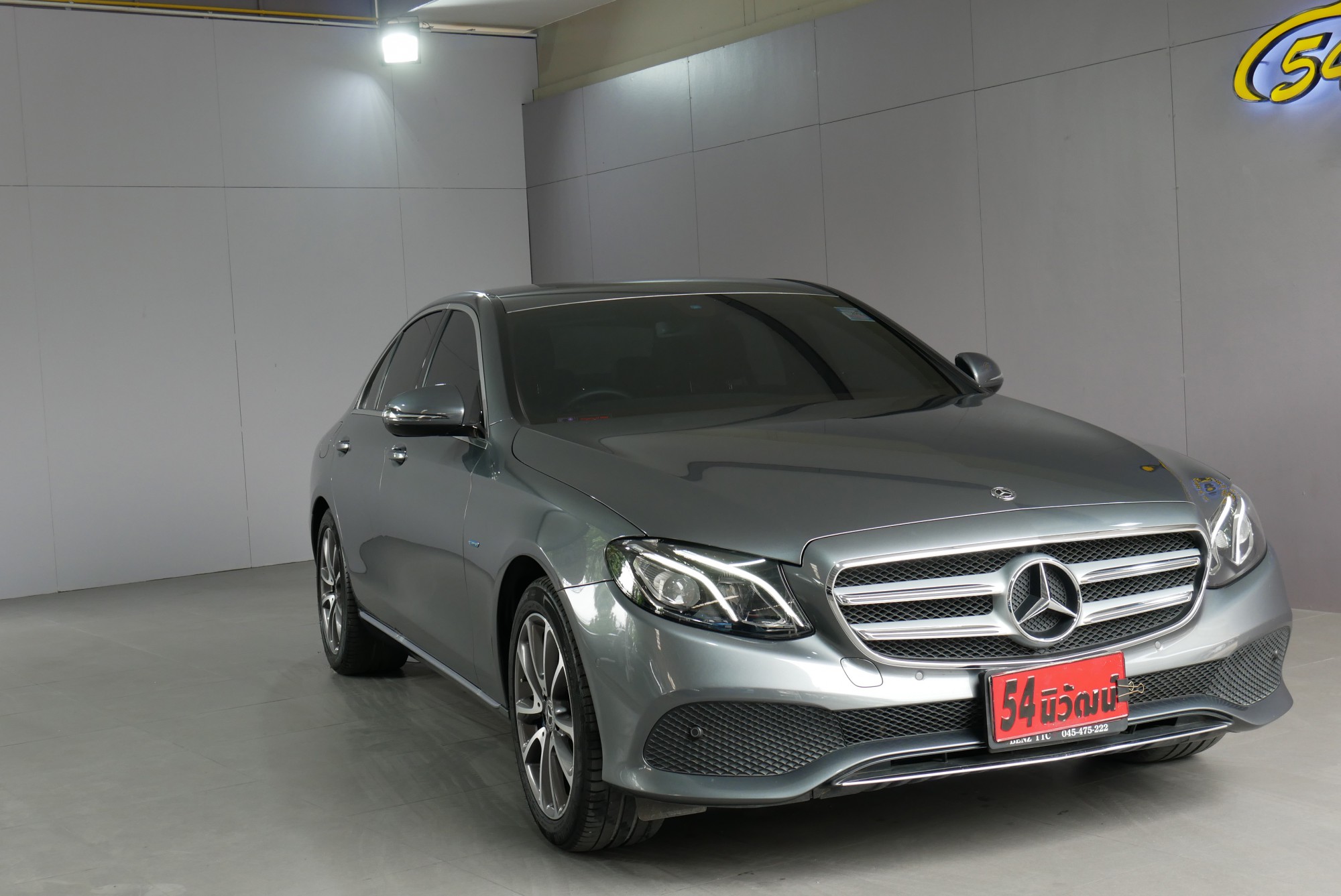 Mercedes-Benz E-Class W213 E350 ปี 2018 สีน้ำตาล (รูปที่ 3)