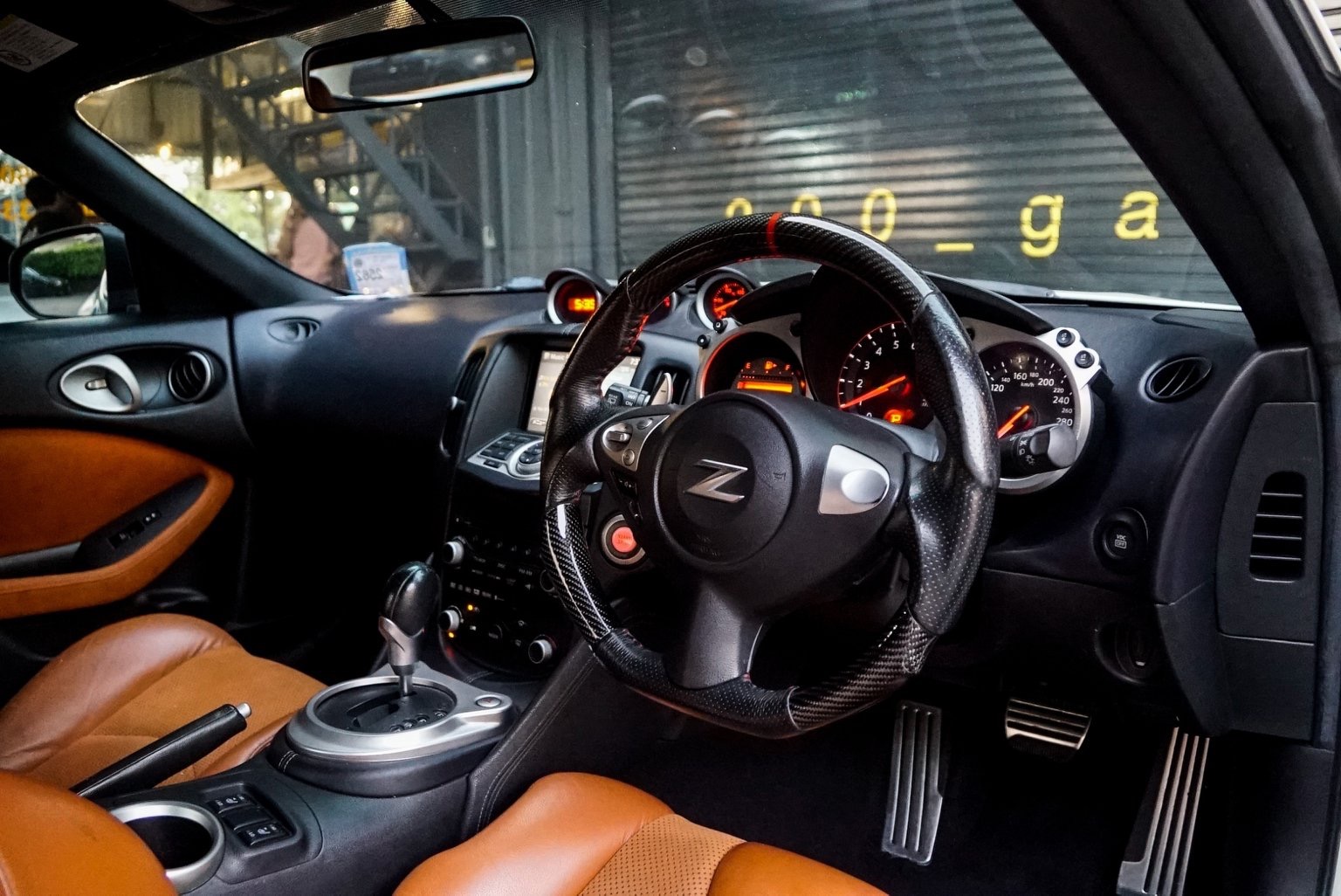 Nissan Fairlady Z 370Z ปี 2009 สีขาว (รูปที่ 9)