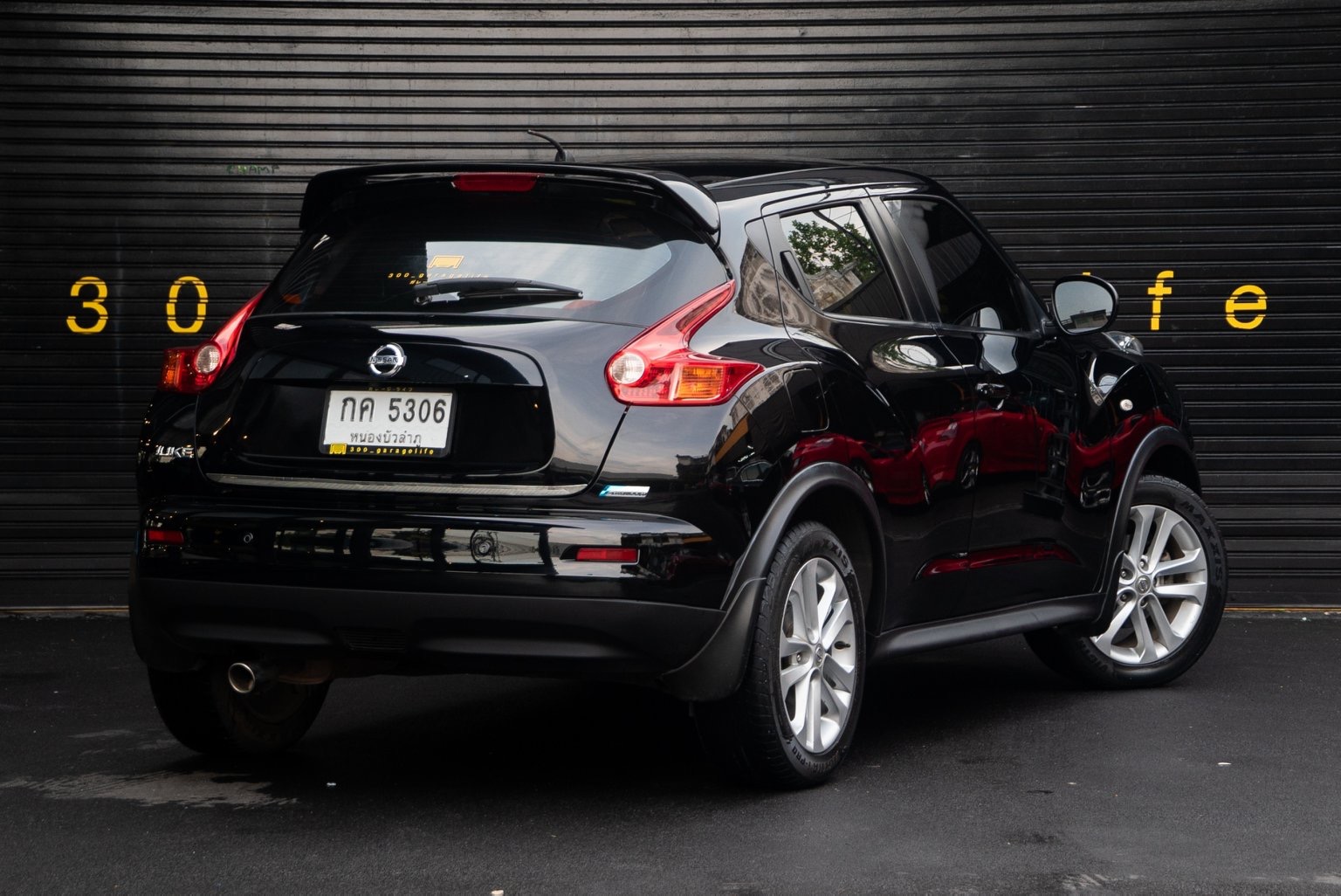 Nissan Juke ปี 2014 สีดำ (รูปที่ 2)