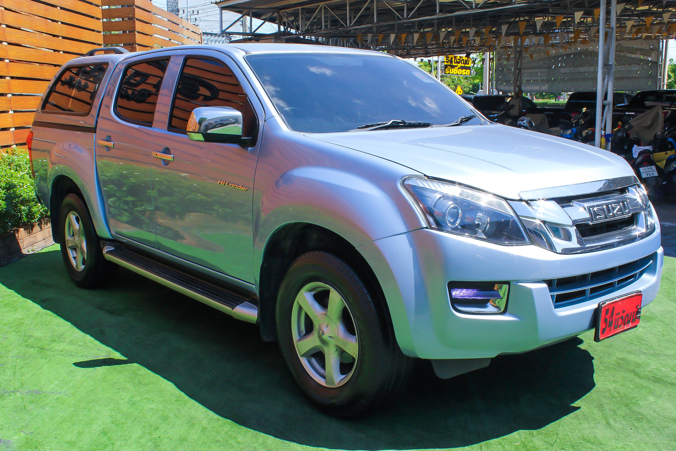 ISUZU D-MAX CAB4 3.0 Z-PRESTIG HI-LANDER SUPER DAY LIGHT AT ปี 2015 สีฟ้า (รูปที่ 3)