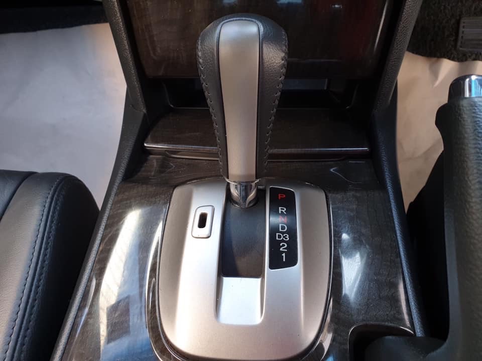 Honda Accord Gen 8 ปี 2010 สีขาว (รูปที่ 10)