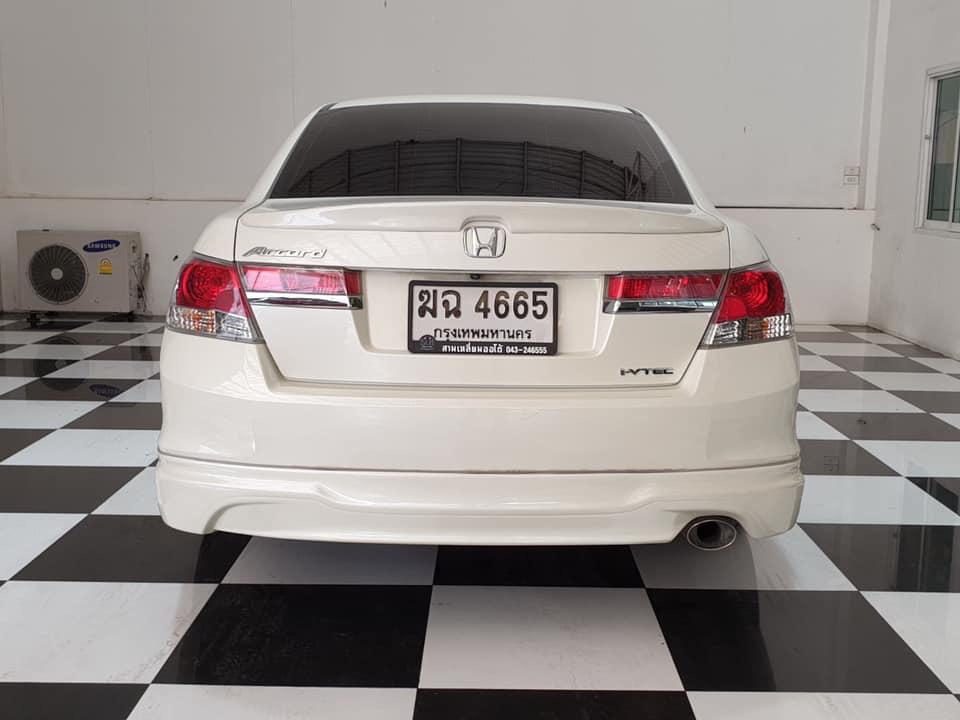 Honda Accord Gen 8 ปี 2010 สีขาว (รูปที่ 4)