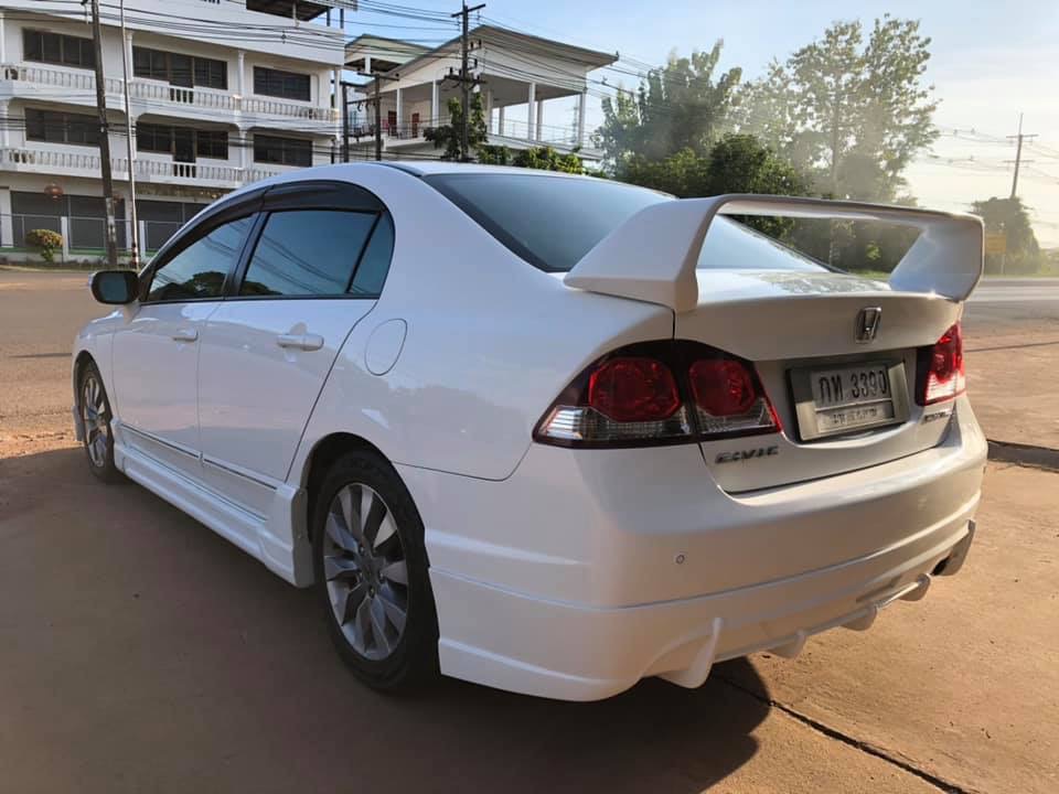 Honda Civic FD ปี 2010 สีขาว