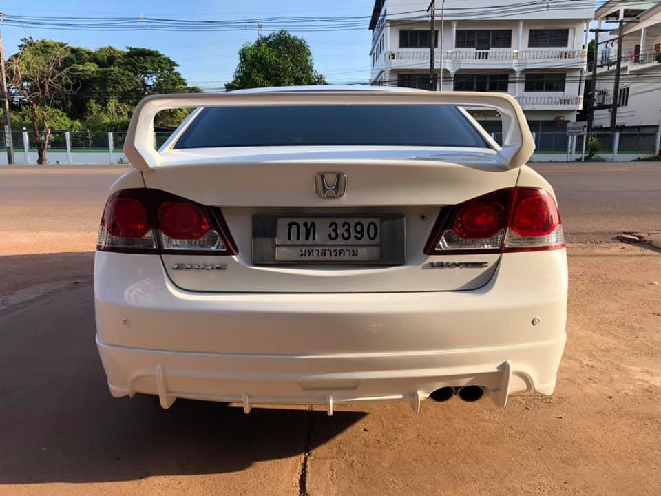 Honda Civic FD ปี 2010 สีขาว