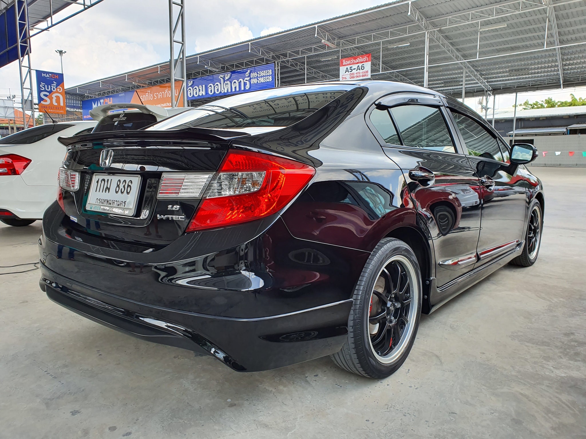 Honda Civic FB ปี 2012 สีขาว (รูปที่ 3)