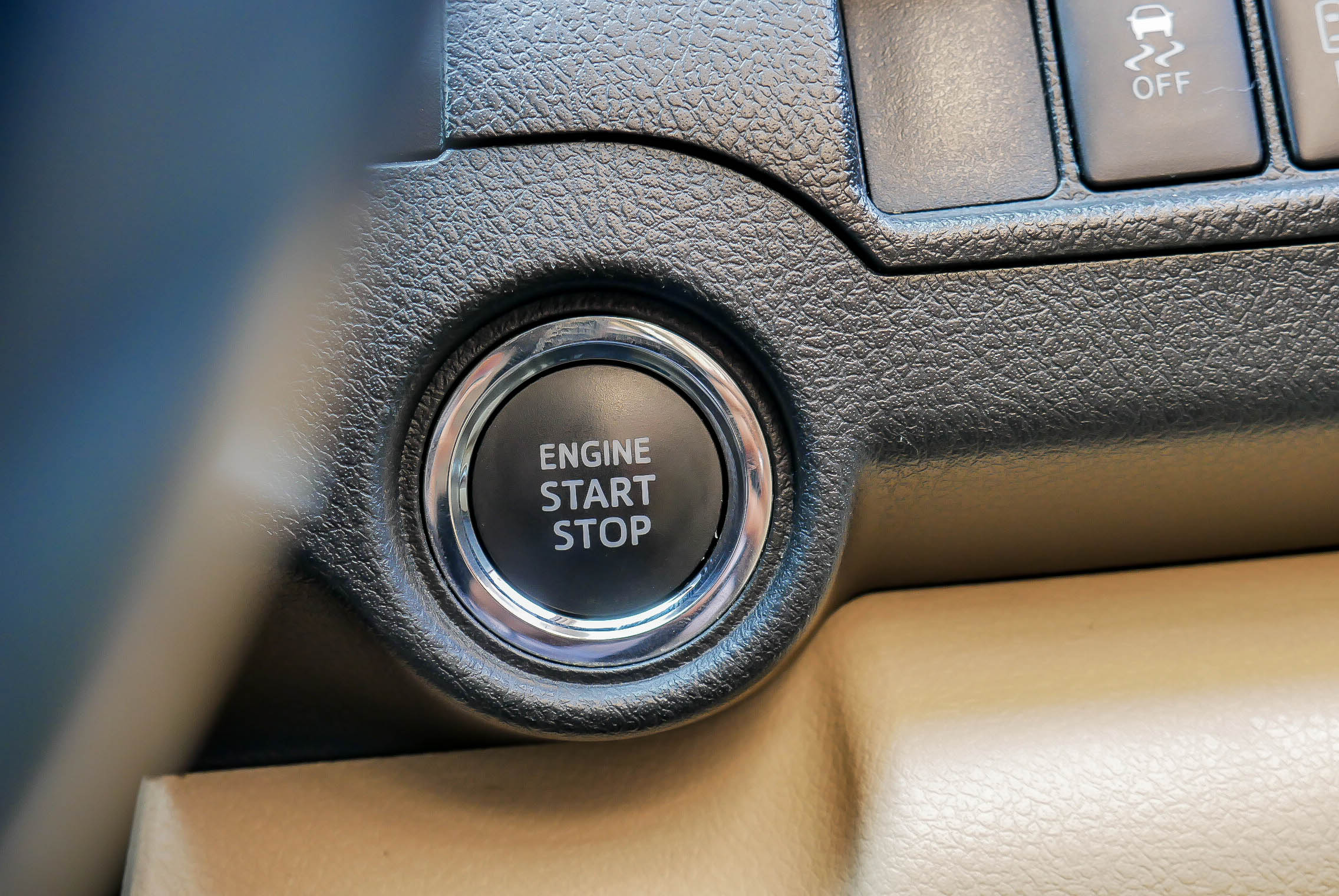 TOYOTA CAMRY 2.0 G MINOR CHANGE ปี 2015 สีเทา (รูปที่ 11)