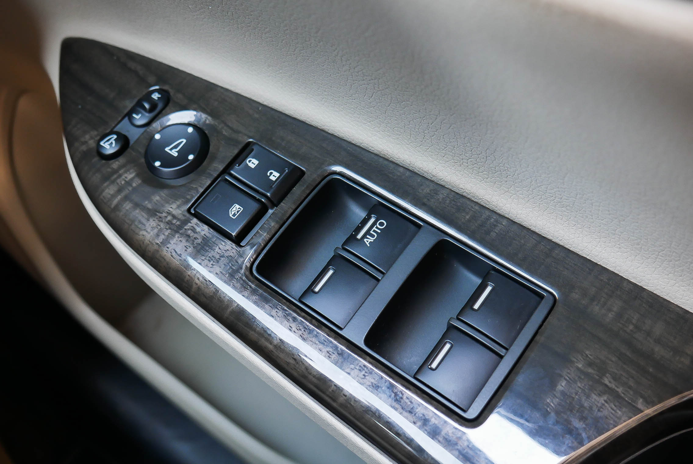 HONDA ACCORD G9 2.0 EL NAVI ปี 2013 สีน้ำตาล (รูปที่ 9)