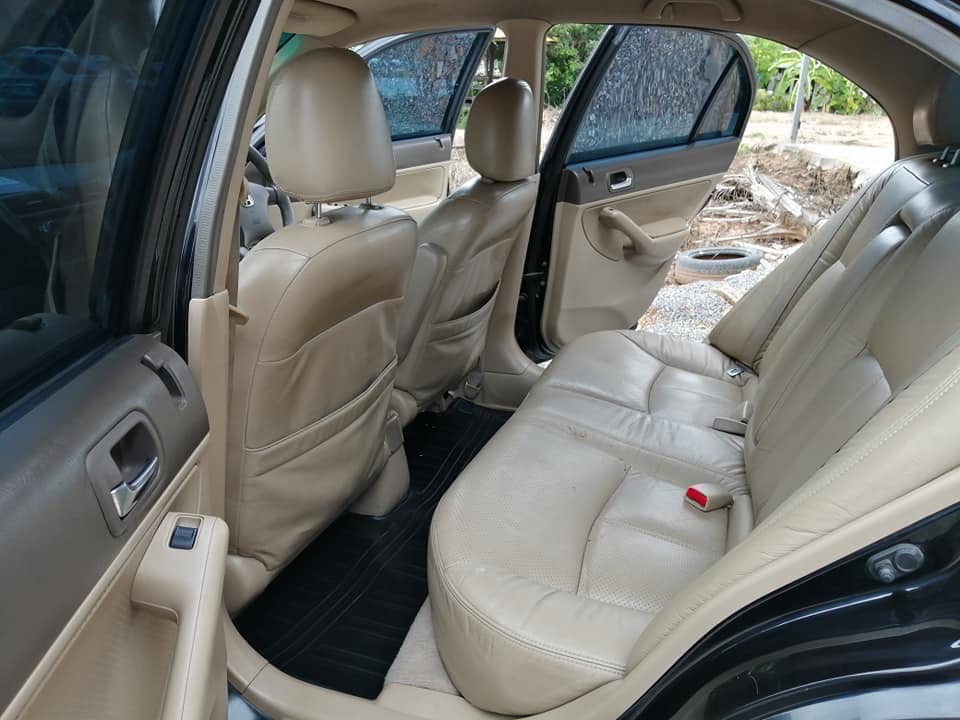 Honda Civic ES (Dimension) โฉม ตาเหยี่ยว 04-05 ปี 2004 สีดำ (รูปที่ 8)
