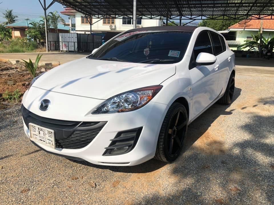 Mazda 3 ปี 2012 สีขาว (รูปที่ 2)