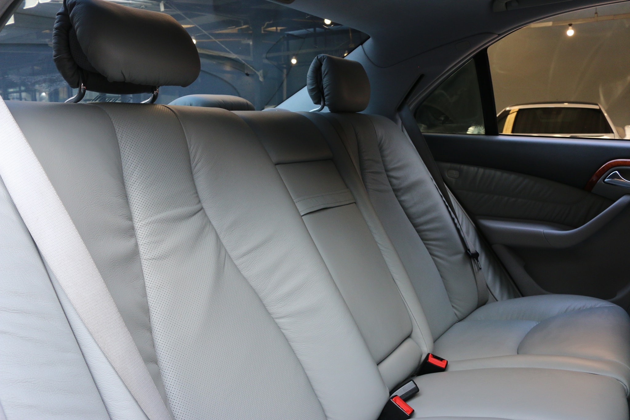 Mercedes-Benz S-Class W220 S280 ปี 2000 สีดำ (รูปที่ 13)