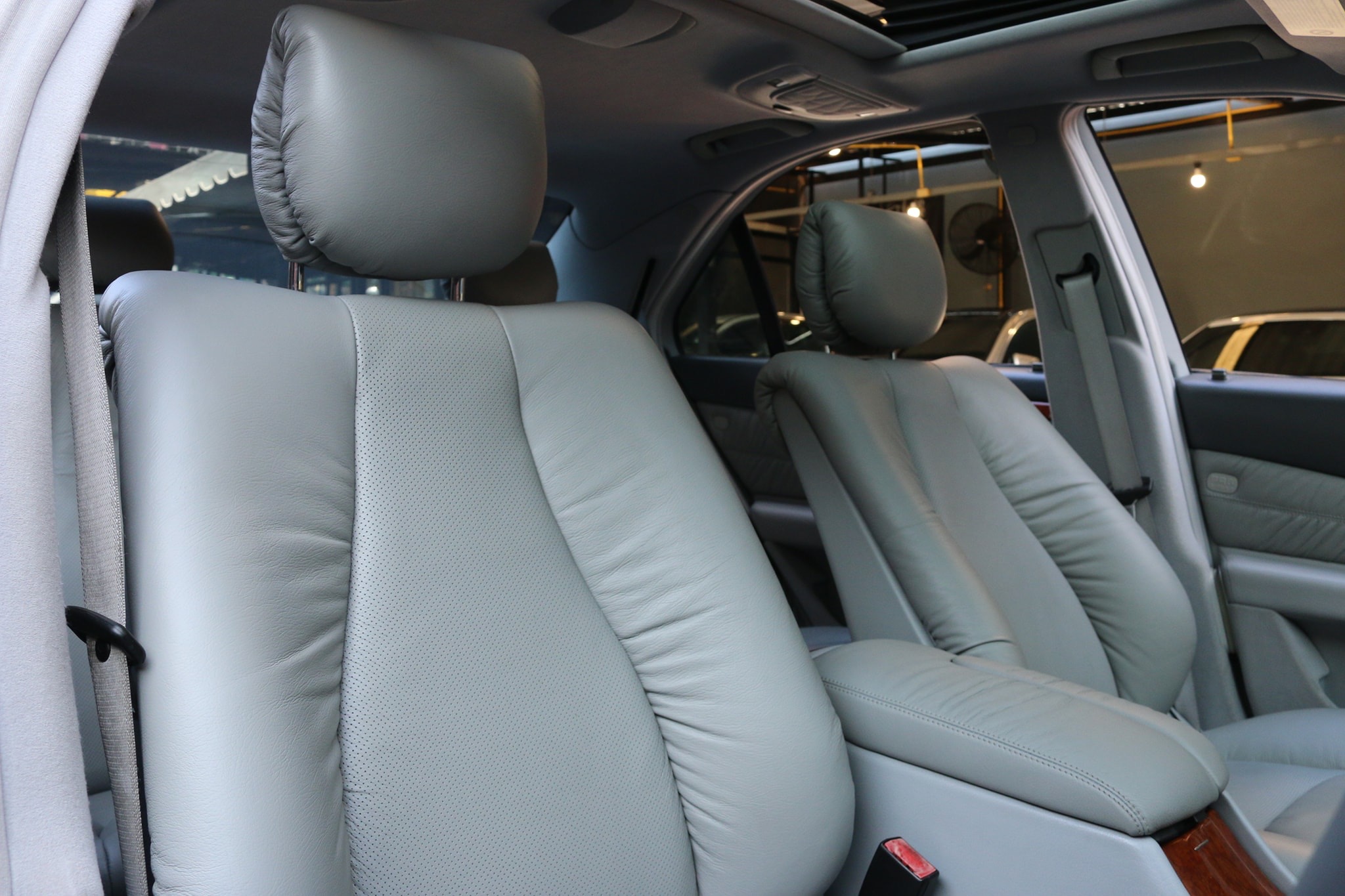 Mercedes-Benz S-Class W220 S280 ปี 2000 สีดำ (รูปที่ 12)