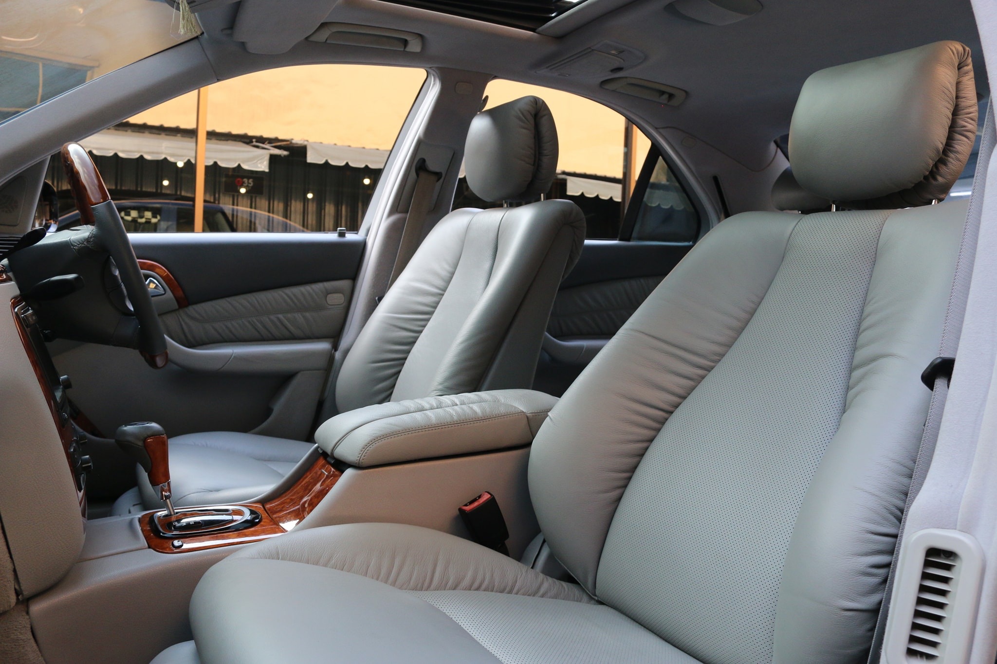 Mercedes-Benz S-Class W220 S280 ปี 2000 สีดำ (รูปที่ 16)