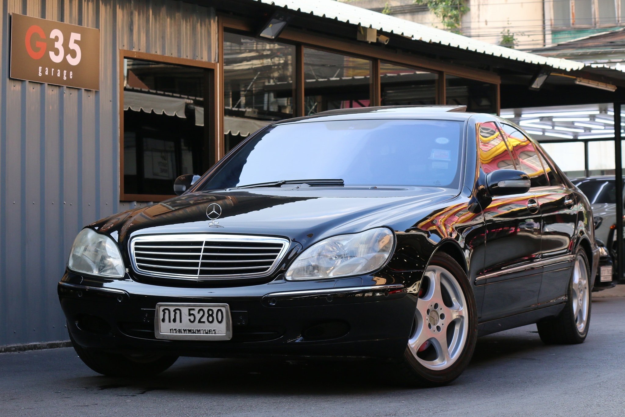 Mercedes-Benz S-Class W220 S280 ปี 2000 สีดำ