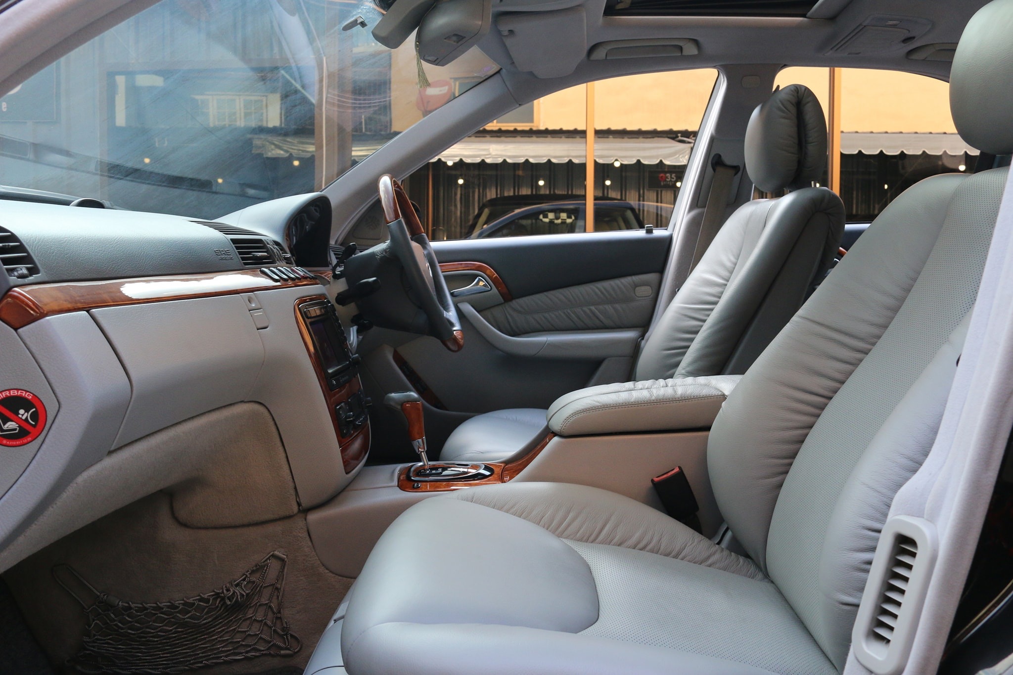 Mercedes-Benz S-Class W220 S280 ปี 2000 สีดำ (รูปที่ 14)