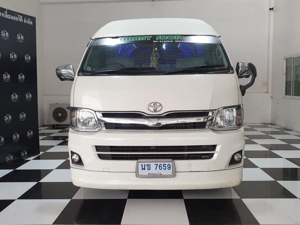 Toyota HiAce Commuter ปี 2012 สีขาว (รูปที่ 3)