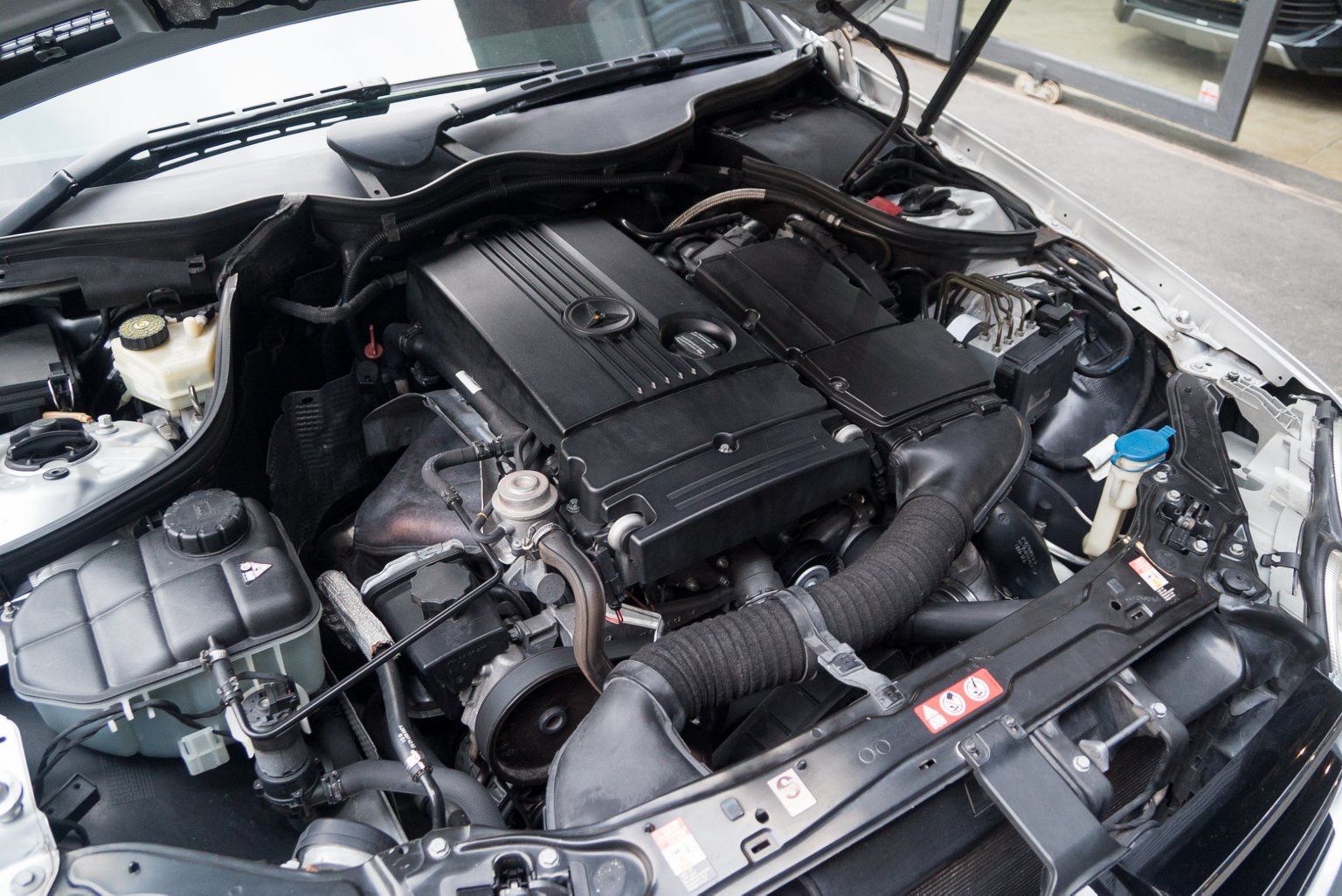 Mercedes-Benz CLK-Class W209 CLK200 ปี 2006 สีเงิน (รูปที่ 14)