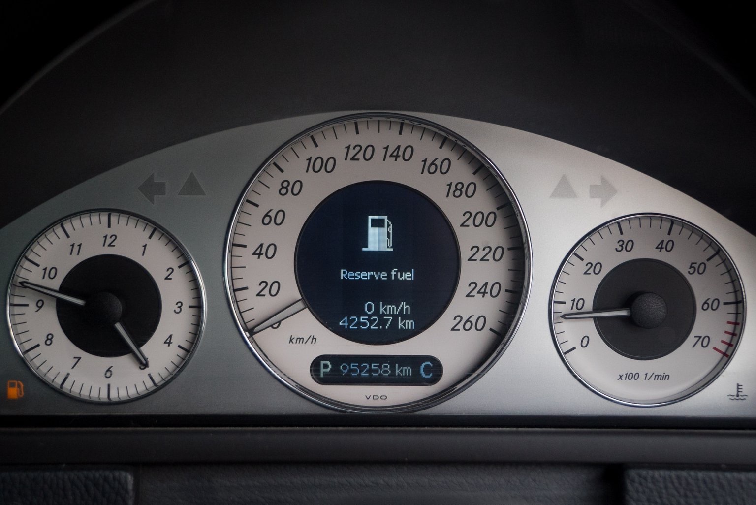 Mercedes-Benz CLK-Class W209 CLK200 ปี 2006 สีเงิน (รูปที่ 5)