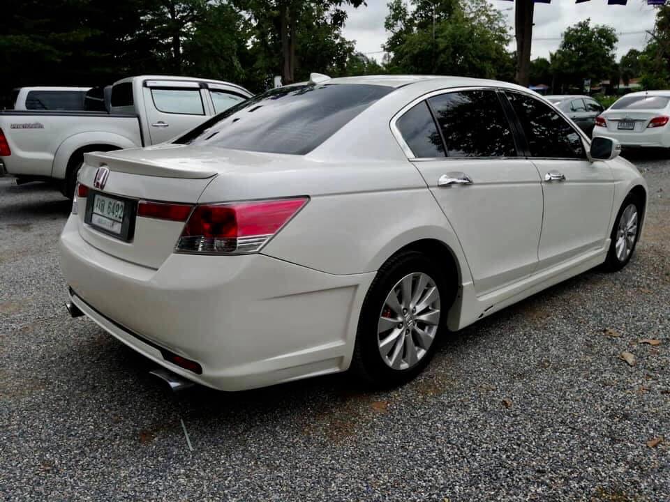 Honda Accord Gen 8 ปี 2008 สีขาว (รูปที่ 5)