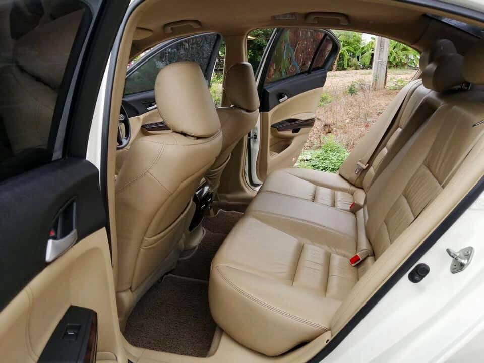 Honda Accord Gen 8 ปี 2008 สีขาว (รูปที่ 12)
