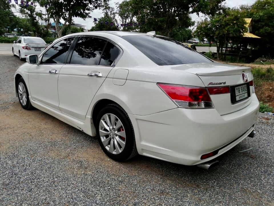 Honda Accord Gen 8 ปี 2008 สีขาว