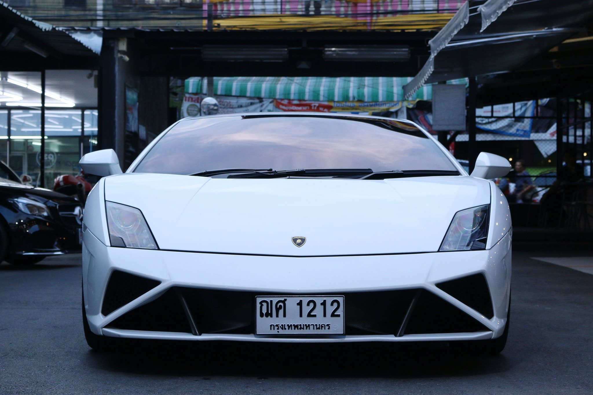 Lamborghini Gallardo ปี 2013 สีขาว (รูปที่ 3)