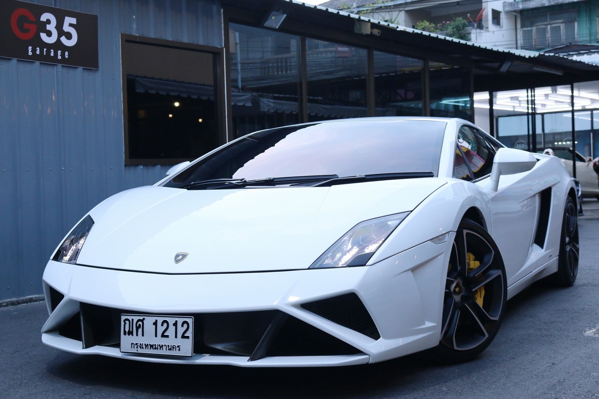 Lamborghini Gallardo ปี 2013 สีขาว