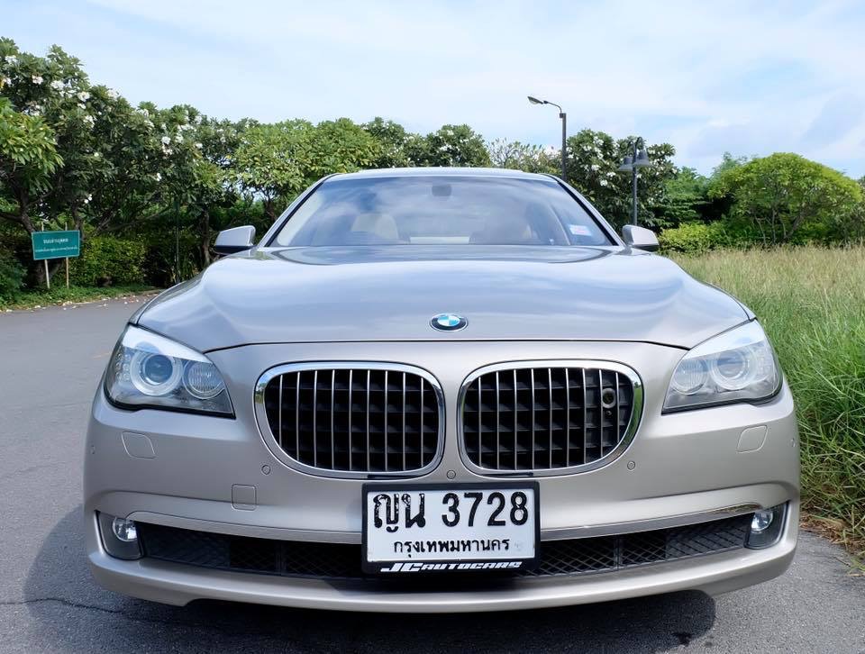 BMW 7 Series Gen5 F02 730Li ปี 2011 สีเงิน (รูปที่ 2)