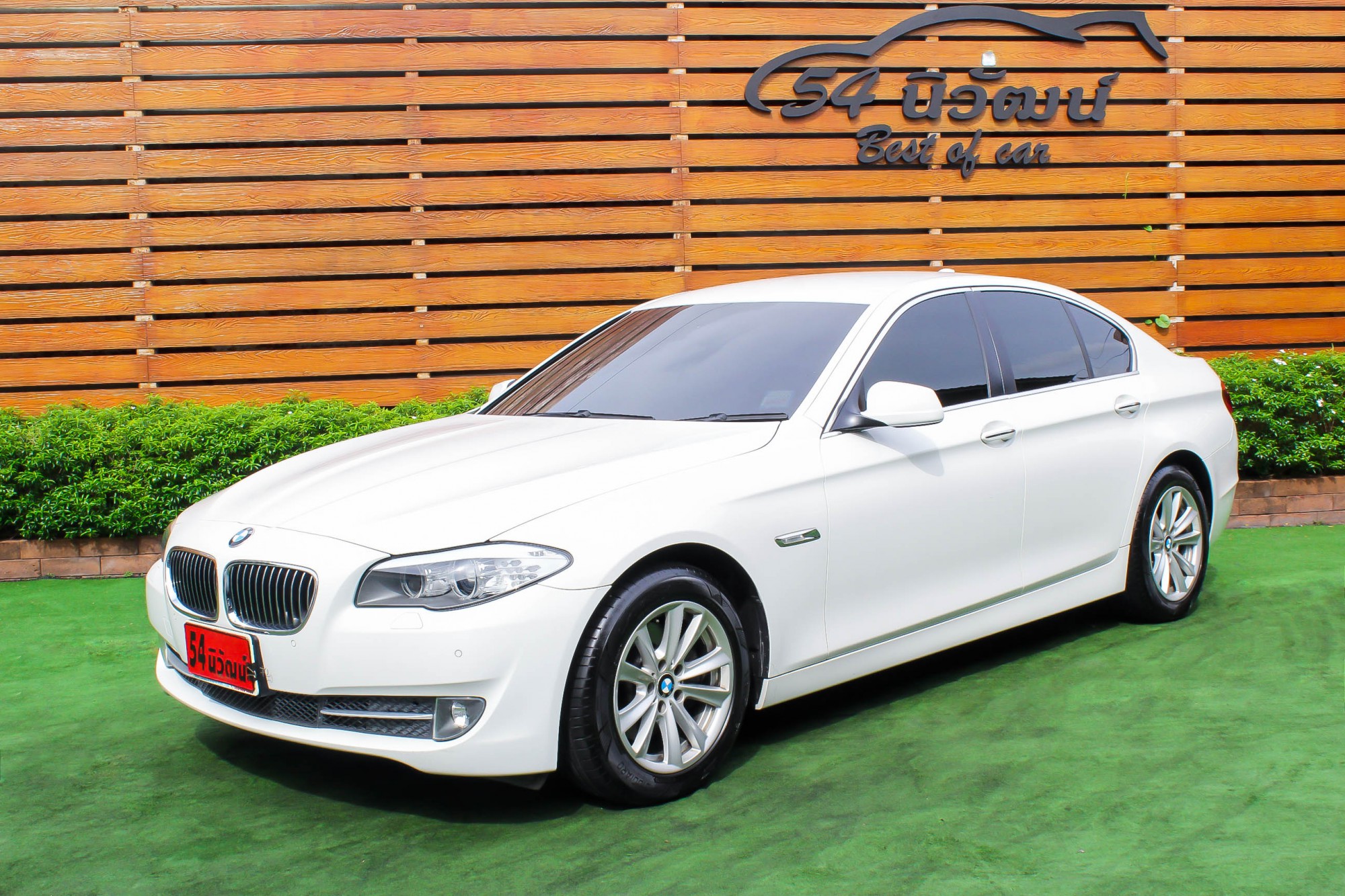 BMW 520I F10 2.0 AT ปี 2012 สีขาว