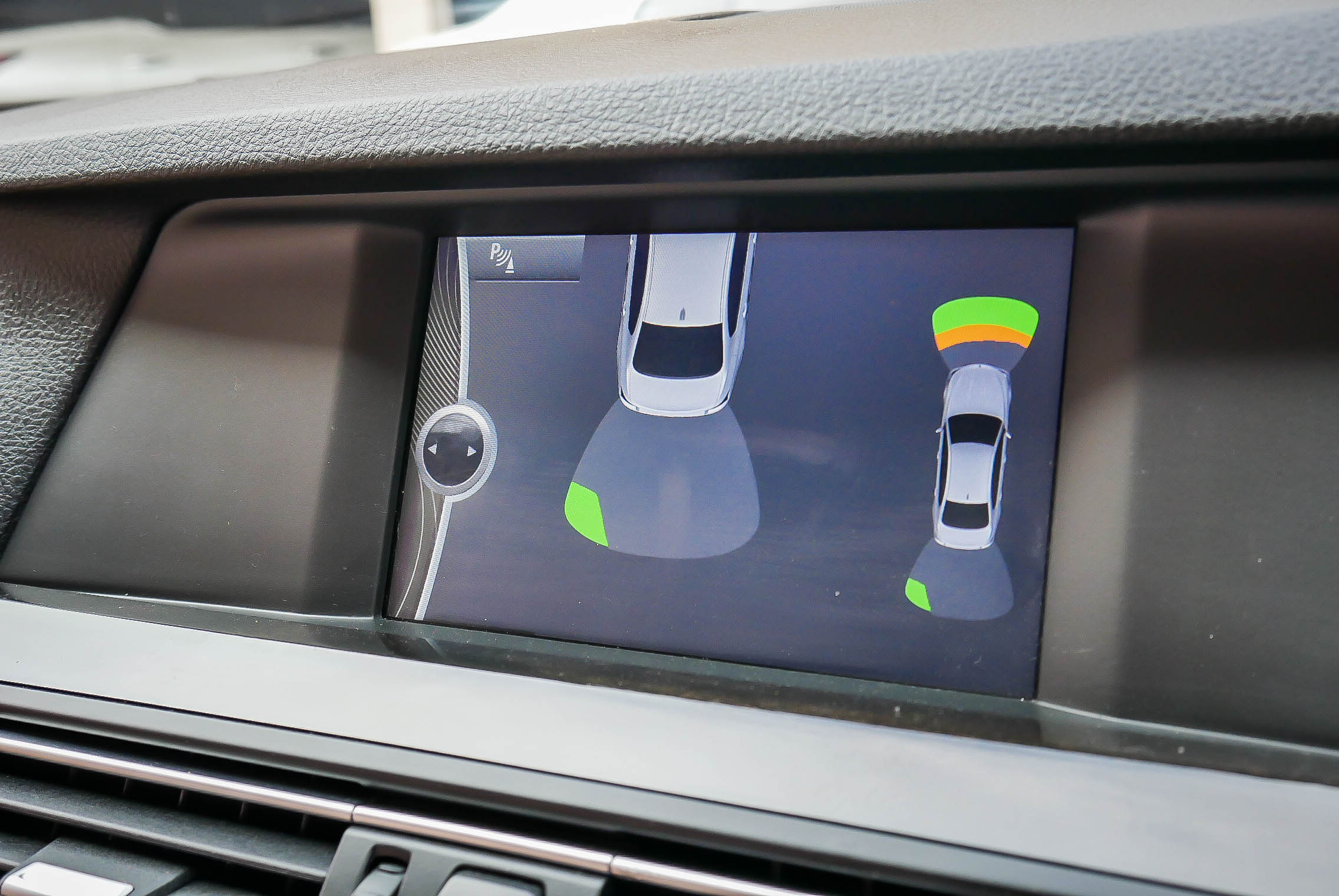 BMW 520I F10 2.0 AT ปี 2012 สีขาว (รูปที่ 12)